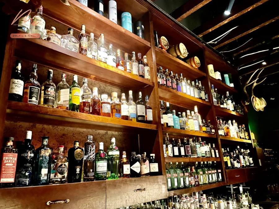 Quán bar là nơi mà bạn có thể tới để thưởng thức những loại đồ uống có cồn
